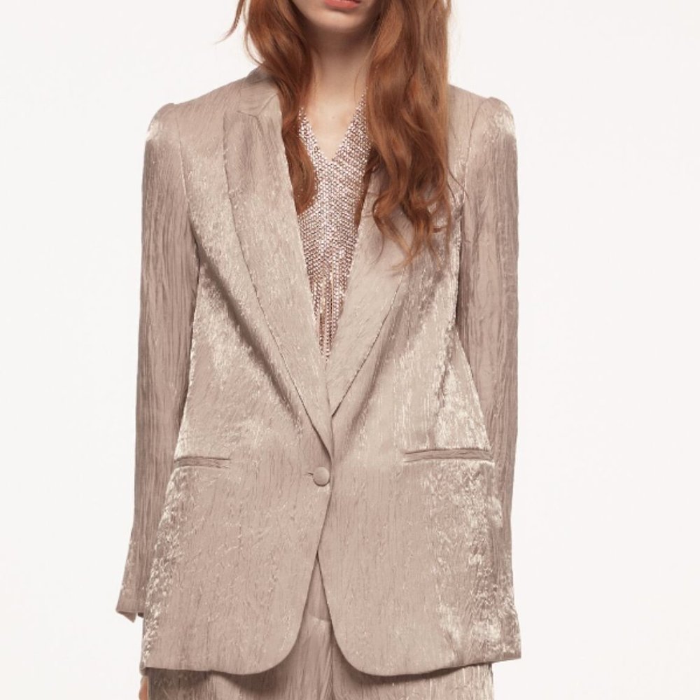 ⭐️SOLD⭐Zara FESTIVE DAYS Wrinkle Satin Effect Shoulder Pads Mink Blazer Jacket